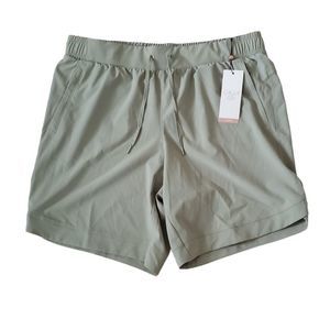 NWT Calia Sage Woven Bermuda Shorts Sz.M